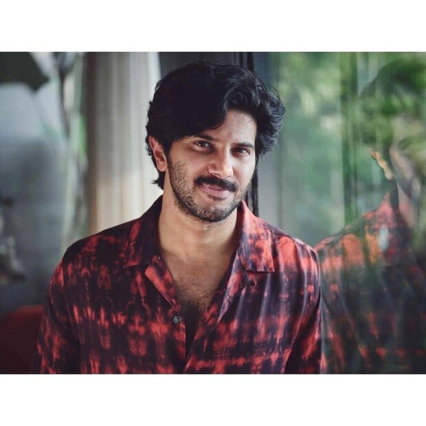  ഇന്ത്യടുഡേക്ക് നൽകിയ അഭിമുഖത്തിൽ ദുൽഖർ സൽമാൻ തന്റെ സിനിമകൾക്ക് മോശമായ റിവ്യൂകൾ ലഭിക്കുന്നതിനെക്കുറിച്ച് തുറന്നുപറഞ്ഞു. “ഞാൻ പലപ്പോഴും എന്നെക്കുറിച്ചുള്ള മോശം കാര്യങ്ങൾ ചലച്ചിത്ര നിരൂപങ്ങളിൽ വായിച്ചിട്ടുണ്ട്...