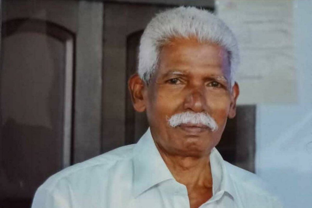 സ്വയം വള്ളം തുഴഞ്ഞാണ് ശശിധരൻ ആശുപത്രിയിലേക്ക് പുറപ്പെട്ടത്. 