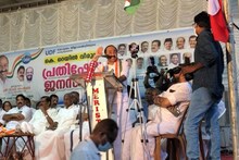 Congress പാളയത്തിൽ പട മുറുകുന്നു; നേതാക്കളുടെ പോരിൽ യുഡിഎഫിനെ കോട്ടയവും കൈവിടുമോ? 