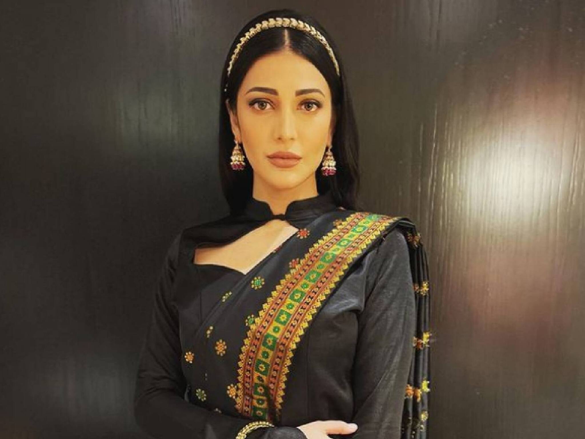 Shruti Haasan | ആരാധകന് സൈസ് എത്രയെന്ന് അറിയണം; ശ്രുതി ഹാസന്റെ ഉരുളയ്ക്കുപ്പേരി