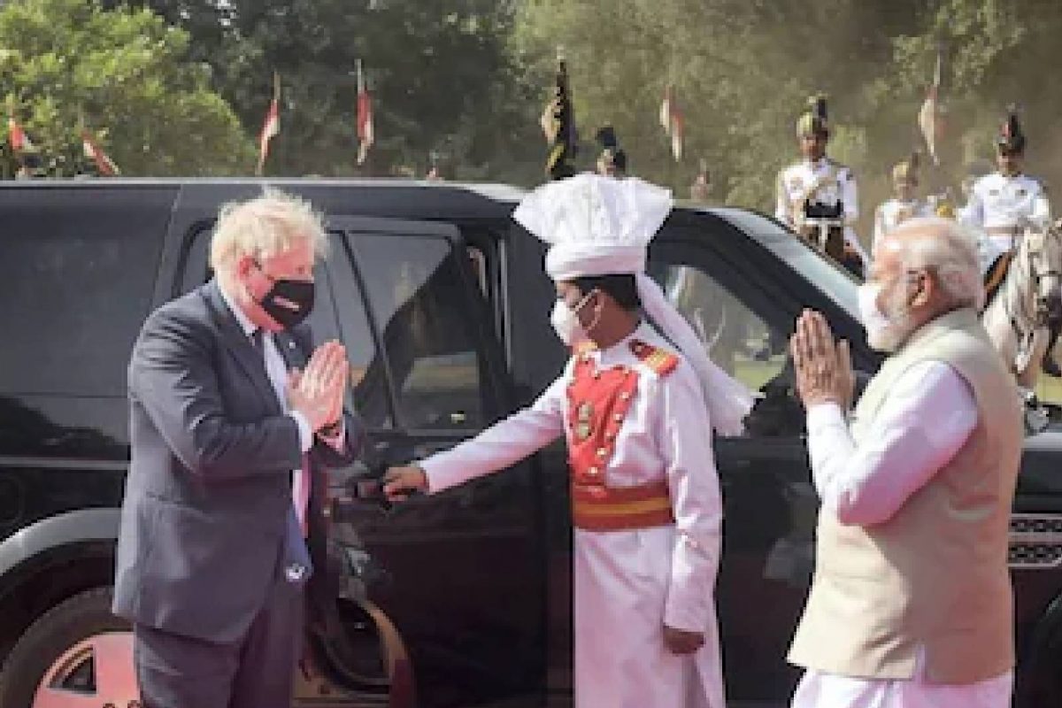 ബ്രിട്ടീഷ് പ്രധാനമന്ത്രിക്ക് രാഷ്ട്രപതി ഭവനില്‍ ഉജ്വല വരവേല്‍പ്പ്
