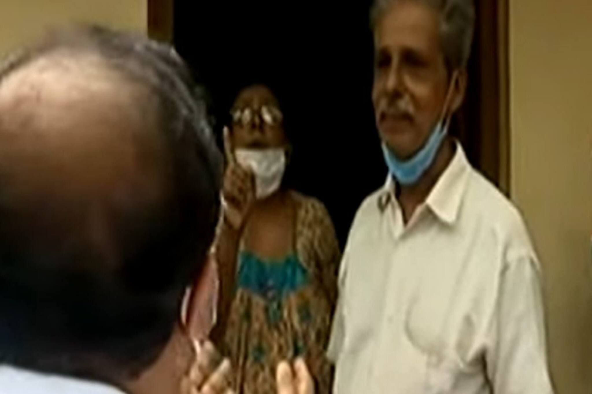 കേന്ദ്രമന്ത്രിക്ക് മുന്നിൽ സിൽവർലൈൻ അനുകൂല മുദ്രാവാക്യമുയര്‍ത്തി CPM കൗൺസിലറുടെ അമ്മ