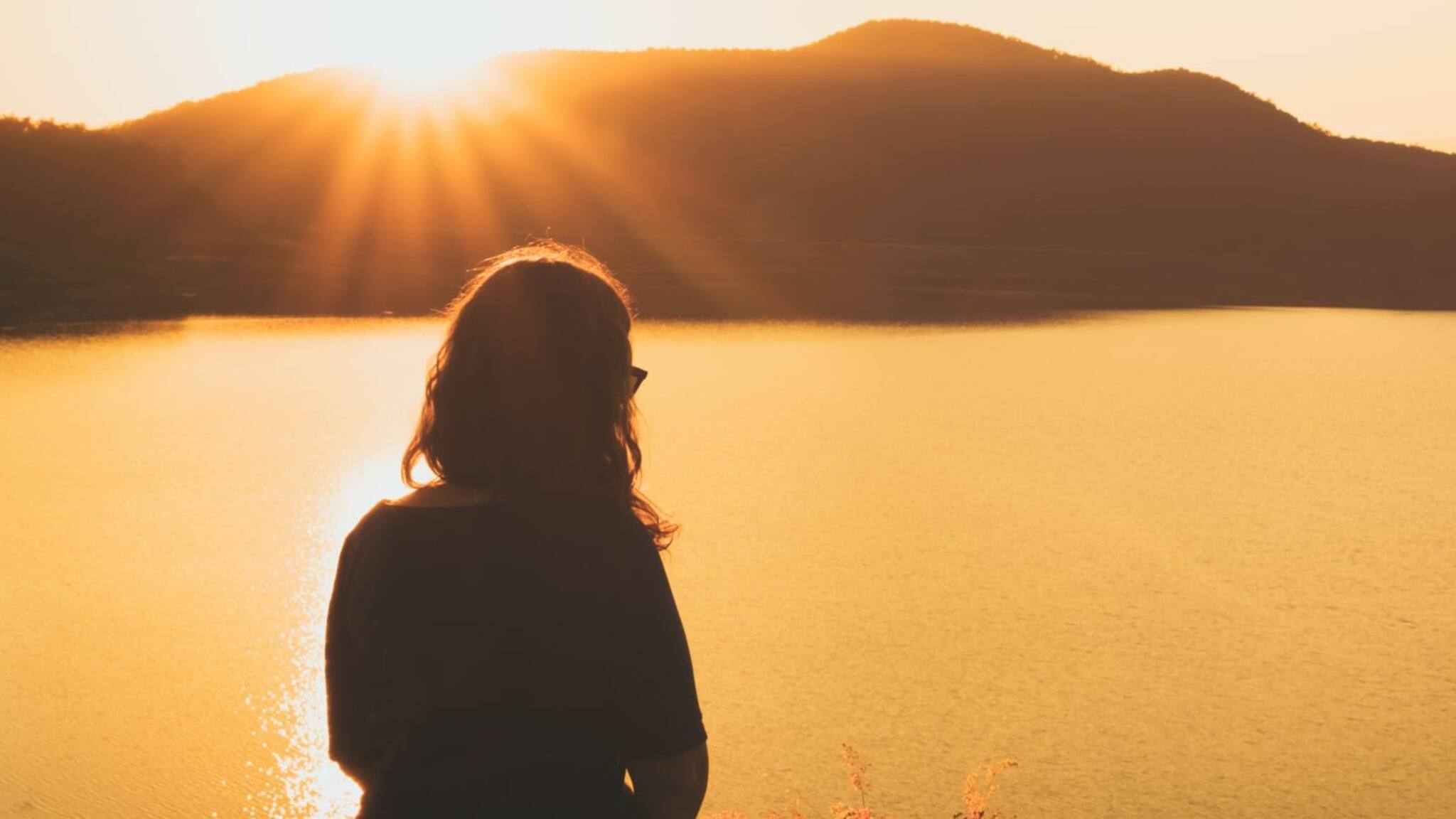 World Mental Health Day | പുതുതലമുറയുടെ മാനസികാരോ​ഗ്യം: ശ്രദ്ധിക്കേണ്ട ആറു കാര്യങ്ങൾ