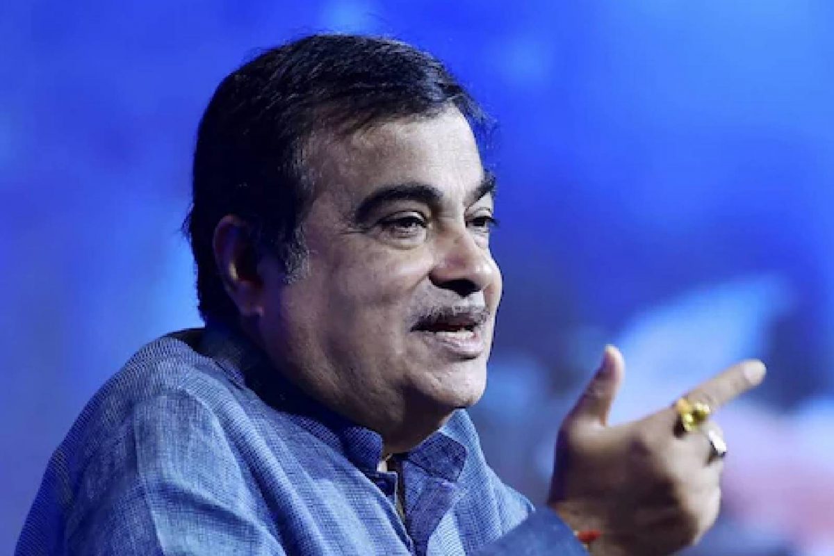  പദ്ധതിയുടെ പ്രാരംഭ നടപടികൾ നടന്നുവരികയാണെന്നും ഈ മാറ്റം സുഗമമാക്കുന്നതിനുള്ള നിയമ ഭേദഗതികളുമായി മുന്നോട്ടുപോവുകയാണെന്നും ഉപരിതല ഗതാഗത, ഹൈവേ മന്ത്രി നിതിൻ ഗഡ്കരി