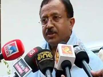 വി മുരളീധരൻ