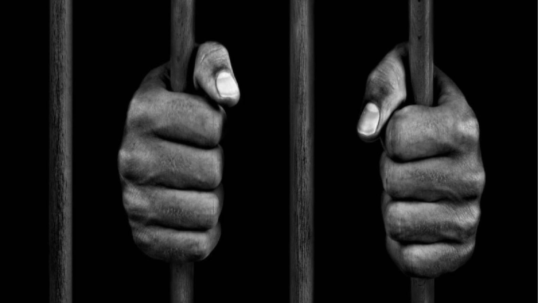 IPL Betting | ഐപിഎൽ ചൂതാട്ടത്തിന് നിക്ഷേപകരുടെ 1.25 കോടി; പോസ്റ്റ്മാസ്റ്റർ അറസ്റ്റിൽ