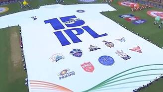 ഏറ്റവും വലിയ ജേഴ്സി; ഐപിഎൽ ഫൈനൽ വേദിയിൽ ഗിന്നസ് ലോകറെക്കോർഡ് സ്വന്തമാക്കി ബിസിസിഐ