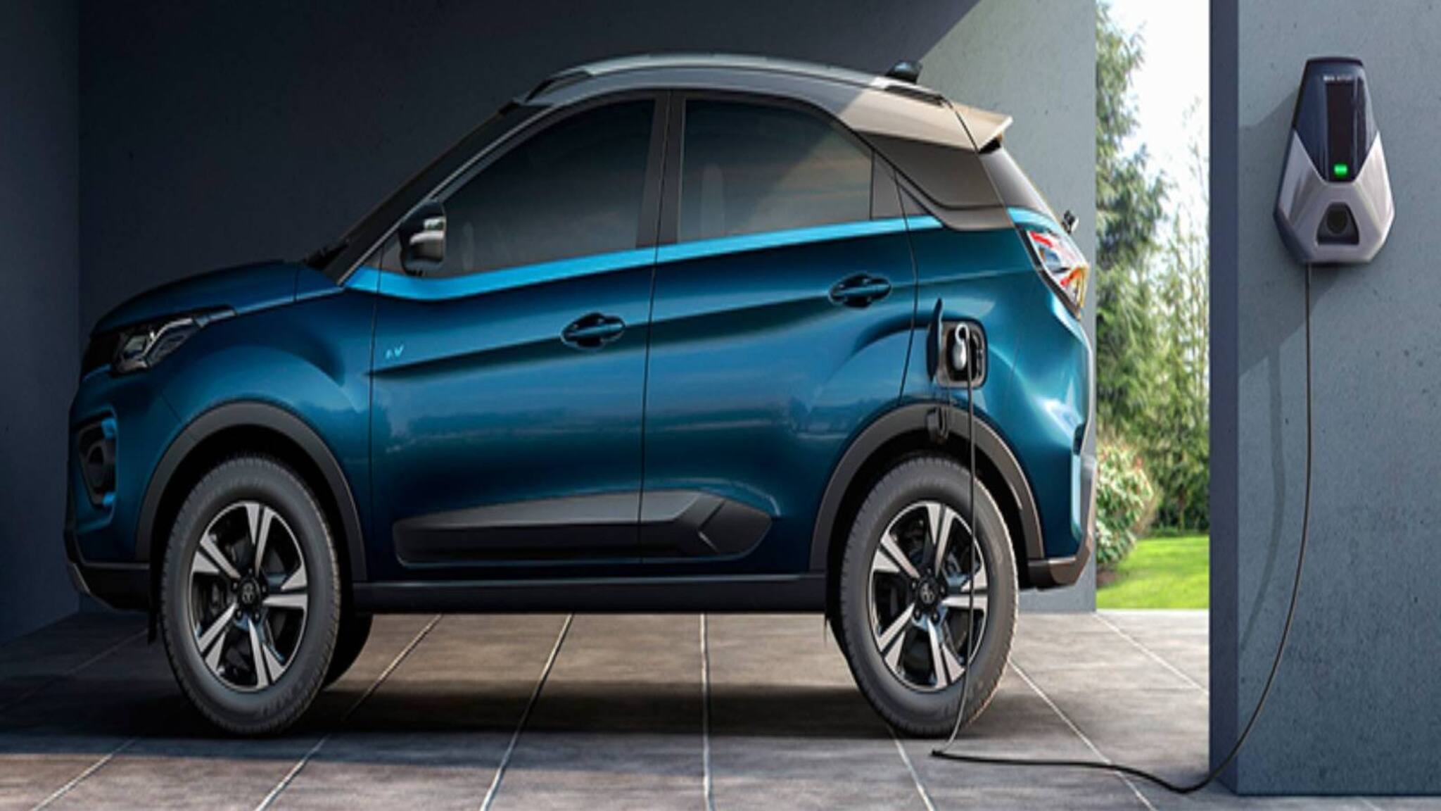Nexon EV Max | ഇലക്ട്രിക് കാർ വിപണിയിൽ മേൽക്കൈ നേടാൻ ടാറ്റ; നെക‍്‍സൺ ഇവി മാക്സ് തരംഗമാകുമെന്ന് വിദഗ്ദർ