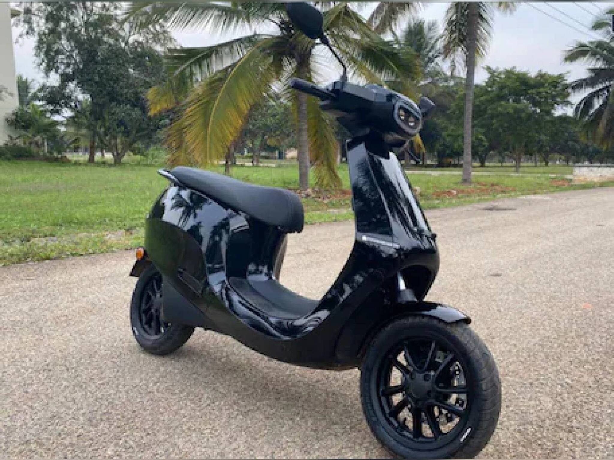 Ola Electric Scooter | ഓടിക്കുന്നതിനിടെ അപ്രതീക്ഷിതമായി റിവേഴ്‌സ് മോഡിലേക്ക്; ഒല ഇലക്ട്രിക് സ്കൂട്ടർ ഓടിച്ച വയോധികന് പരിക്ക്