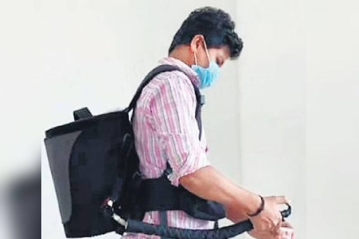 മോദിയുടെ ജീവിതം പ്രചോദനം; ചായ വിൽപനക്കാർക്ക് ഭാരം കുറഞ്ഞ കണ്ടെയ്നറുകൾ നൽകാൻ സ്റ്റാർട്അപ്പ്