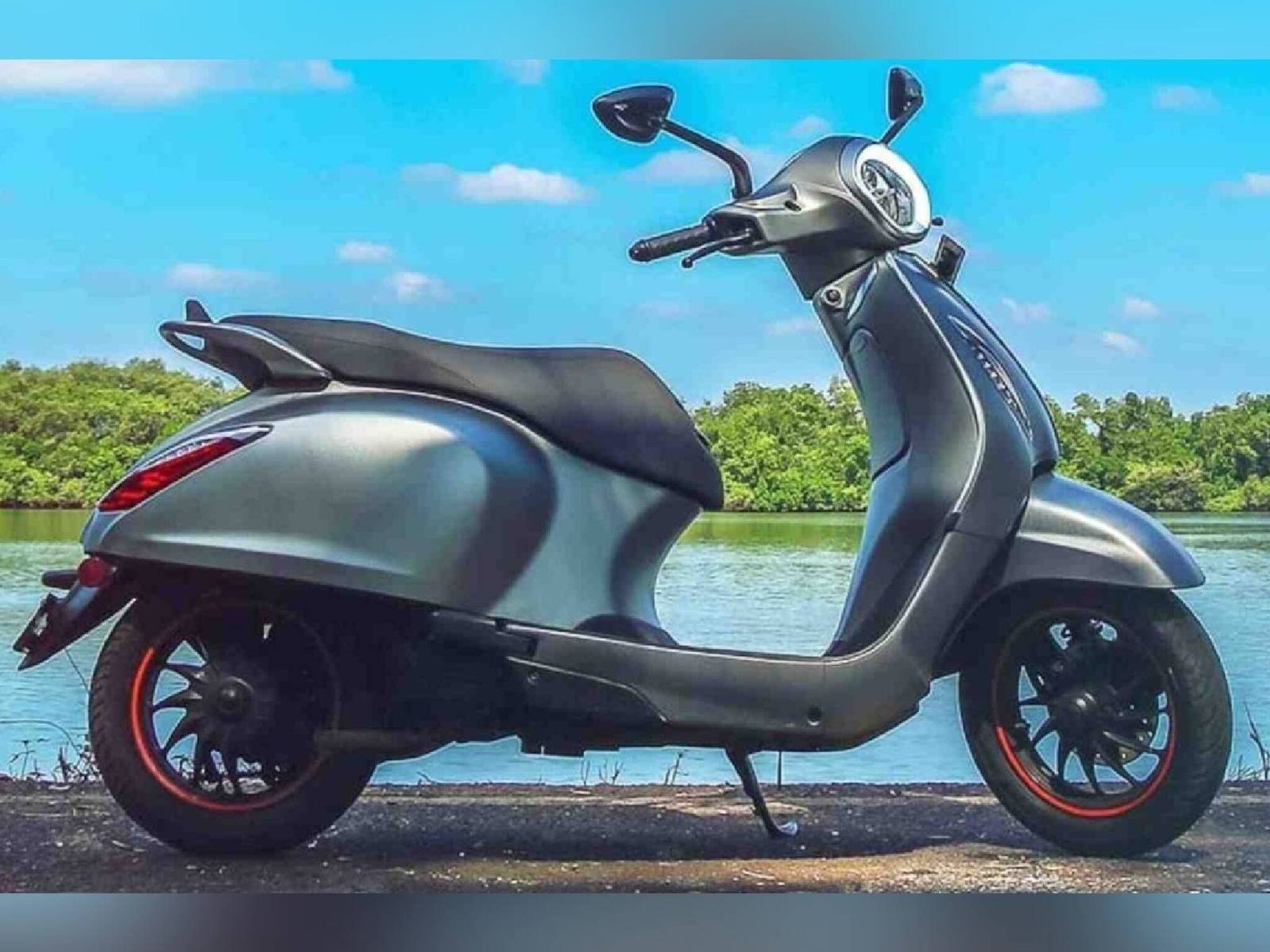 Bajaj Chetak EV | 14,000 ഇലക്ട്രിക് സ്കൂട്ടറുകൾ വിറ്റ് ബജാജ് ചേതക് ഇവി; 16,000 ബുക്കിംഗുകളും