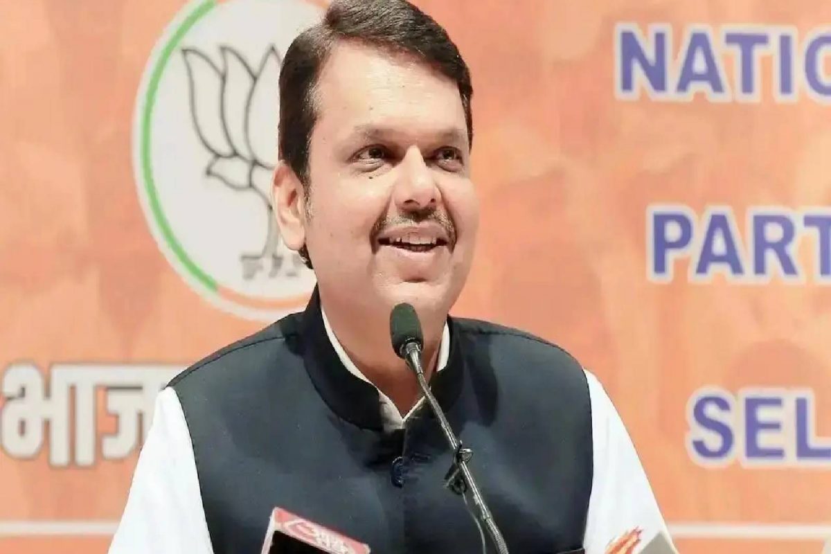 ഹോർഡിംഗുകളിലും ബാനറുകളിലും പ്രധാനമന്ത്രി നരേന്ദ്ര മോദി, ബിജെപി അധ്യക്ഷൻ ജെപി നഡ്ഡ, നാഗ്പൂർ എംപിയും കേന്ദ്രമന്ത്രിയുമായ നിതിൻ ഗഡ്കരി തുടങ്ങിയവരുടെയും മറ്റ് ചില നേതാക്കളുടെയും ഫോട്ടോകളുണ്ടായിരുന്നുവെങ്കിലും ഷായുടെ ചിത്രം ഉൾപ്പെടുത്താത്തത് ശ്രദ്ധേയമായി