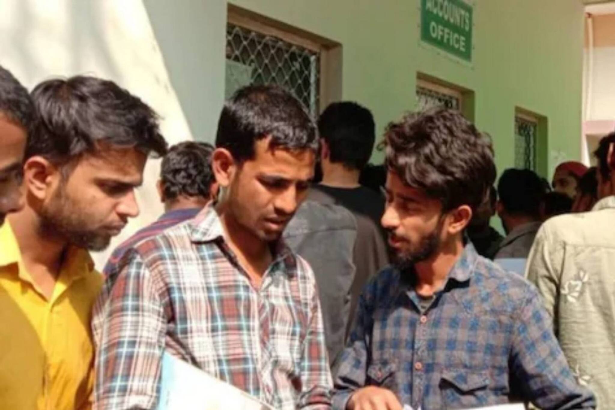 ഇന്ത്യൻ ആർമിയിൽ 458 ഒഴിവുകൾ; പത്താം ക്ലാസ് പാസായവർക്കും അപേക്ഷിക്കാം;29,200 രൂപ വരെ ശമ്പളം