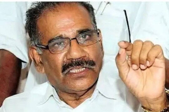 ദേശാടനപ്പക്ഷികൾ പുതിയ സങ്കേതം തേടുന്നതിന് സാവകാശം നൽകാമായിരുന്നുവെന്നും മന്ത്രി 