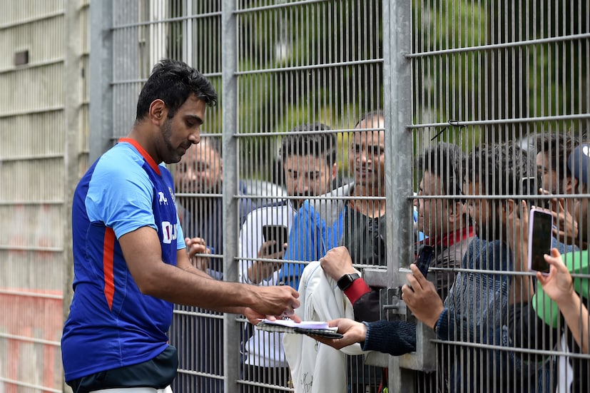 Ravichandran Ashwin signed autographs during the training session on the eve of mega clash