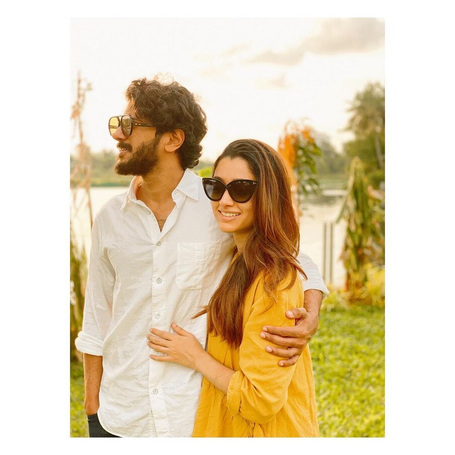  ഒന്നിച്ചുള്ള ജീവിതത്തിന്റെ അർത്ഥപൂർണ്ണമായ നിമിഷങ്ങളിൽ ദുൽഖറും ഭാര്യ അമാലും. (Image: Instagram)