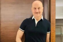 'ദക്ഷിണേന്ത്യന്‍ സിനിമകള്‍ കഥ പറയുന്നു; ബോളിവുഡ് താരങ്ങളെ വില്‍ക്കുന്നു': അനുപം ഖേര്‍