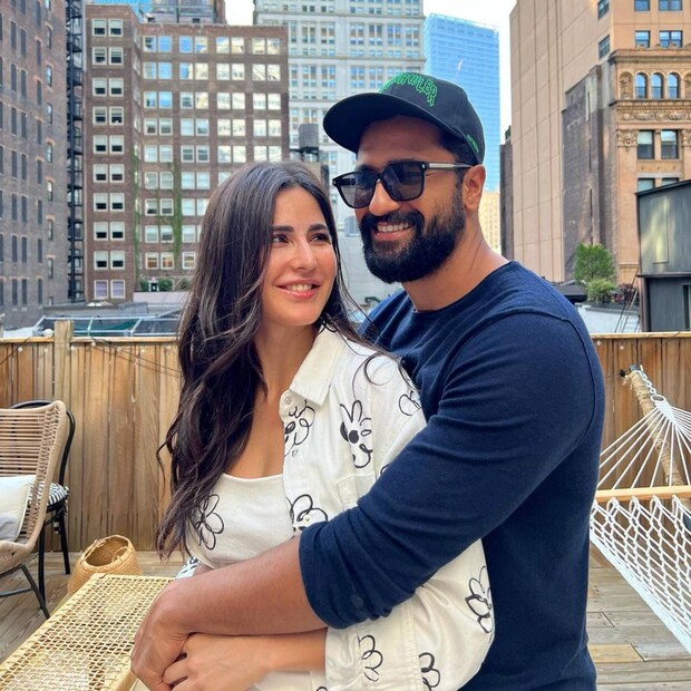  ബോളിവുഡ് താരദമ്പതികളായ കത്രീന കൈഫിനും (Katrina Kaif)വിക്കി കൗശാലിനും (Vicky Kaushal)വധഭീഷണി. ഇൻസ്റ്റഗ്രാമിൽ അജ്ഞാത അക്കൗണ്ടിൽ നിന്നാണ് താരങ്ങൾക്ക് വധഭീഷണി വന്നിരിക്കുന്നത്. (Image: Instagram)