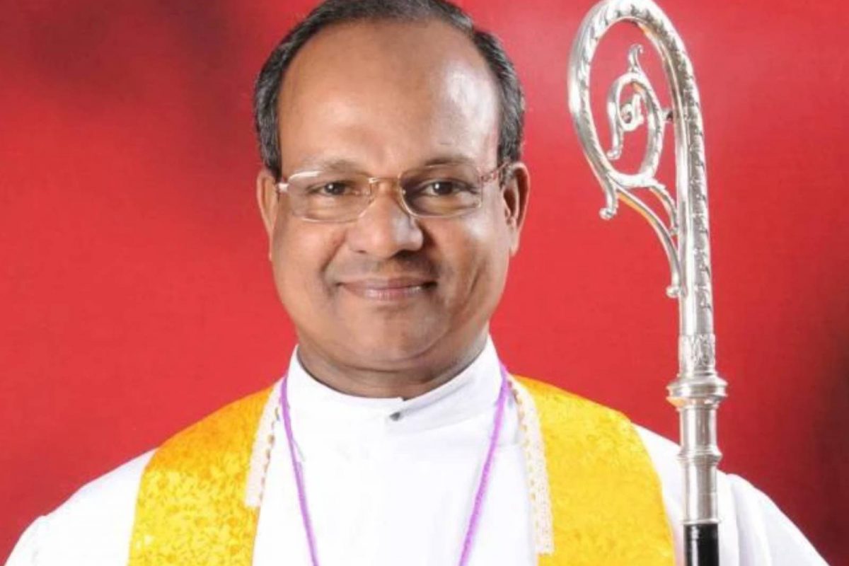 സി എസ് ഐ ബിഷപ്പിനെ വിമാനത്താവളത്തിൽ ഇഡി ഉദ്യോഗസ്ഥർ തടഞ്ഞു