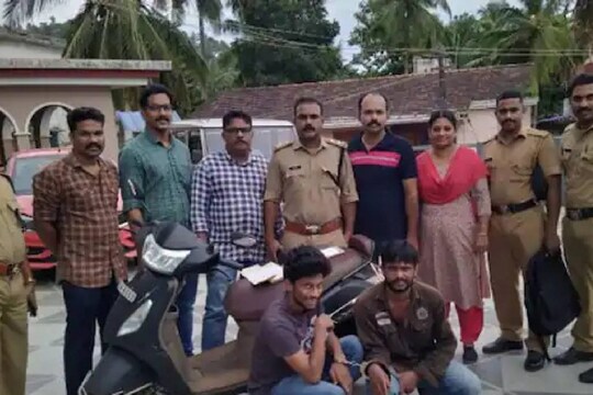 വിദ്യാർഥികൾക്ക് ലഹരിമരുന്ന് എത്തിക്കുന്ന സംഘത്തിലെ പ്രധാനികളാണ് അറസ്റ്റിലായ പ്രതികളെന്ന് എക്സൈസ് സംഘം പറ‍ഞ്ഞു