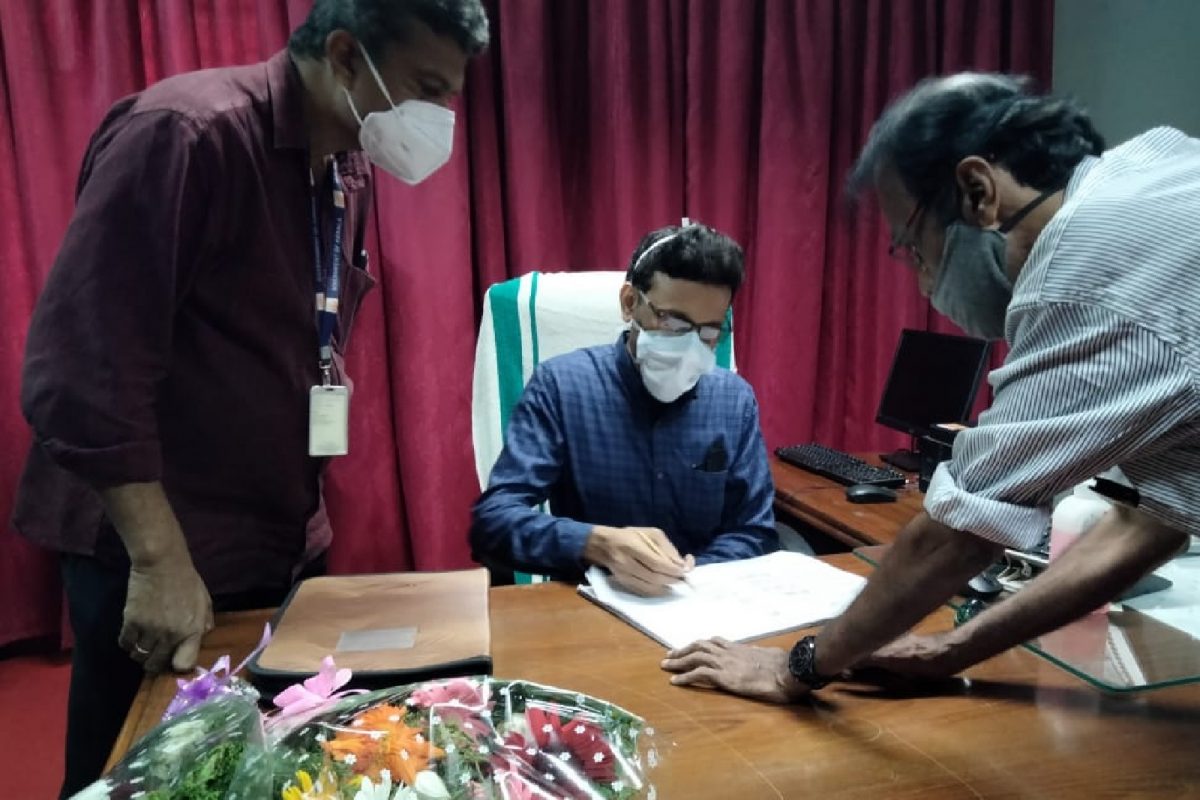 കണ്ണൂർ ഗവ. മെഡിക്കൽ കോളേജ്‌ പ്രിൻസിപ്പാളായി ഡോ പ്രതാപ് എസ് ചുമതലയേറ്റു