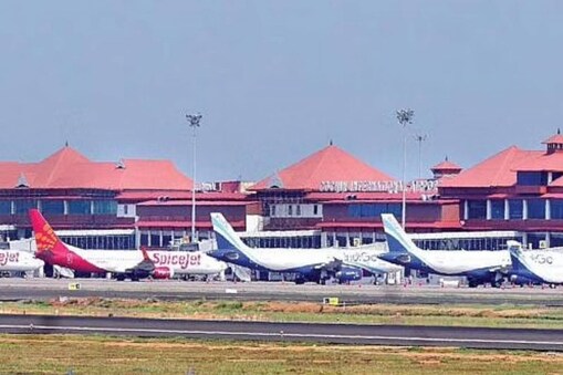 റദ്ദാക്കിയ ടിക്കറ്റുമായി നെടുമ്പാശേരി വിമാനത്താവളത്തിൽ കടന്നയാൾ അറസ്റ്റിൽ; ഭാര്യയെയും മക്കളെയും സഹായിക്കാനെന്ന് വിശദീകരണം Man arrested for entering kochi airport cial with cancelled tickets