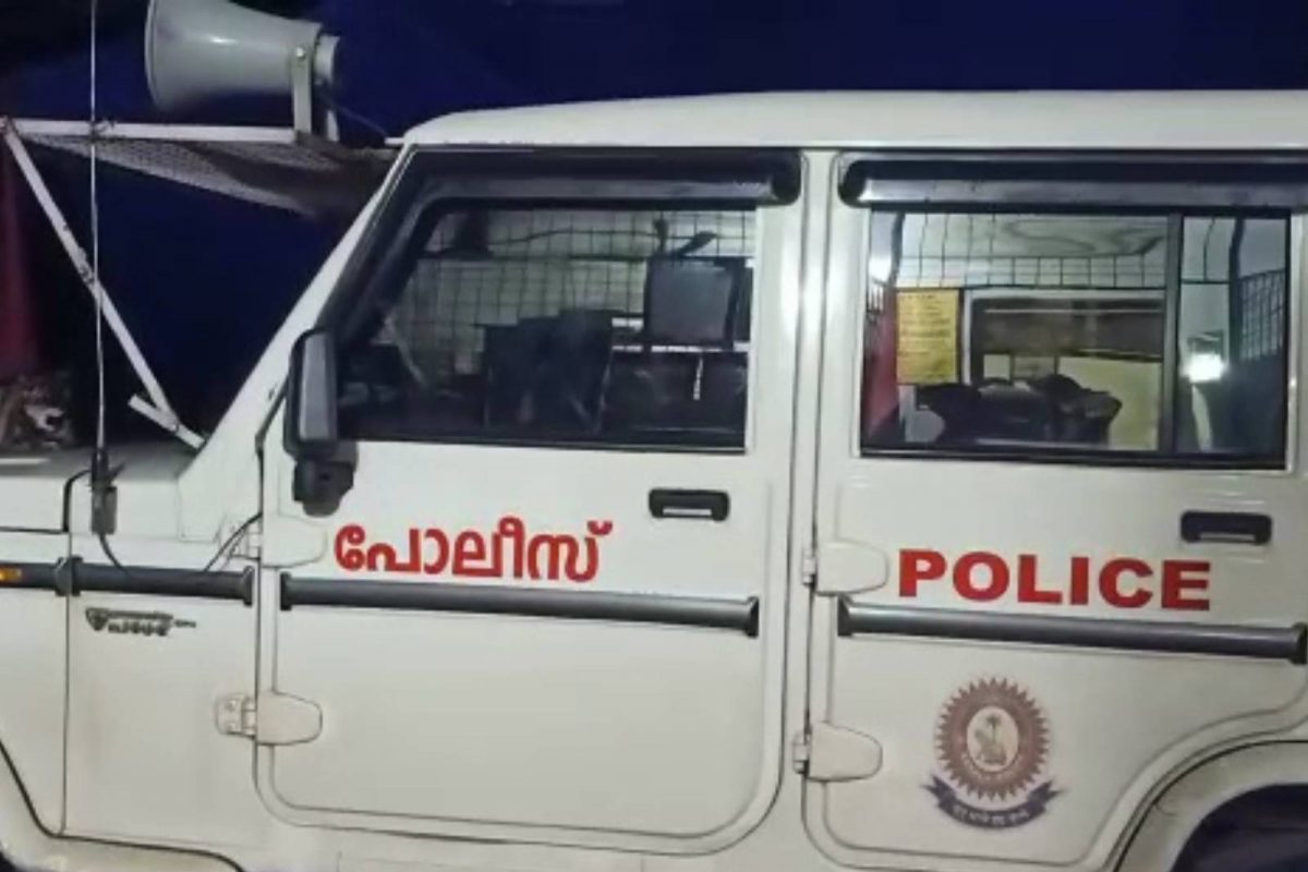 തിരുവനന്തപുരം വട്ടിയൂര്‍ക്കാവില്‍ ഒരാഴ്ചത്തേക്ക് രാഷ്ട്രീയ പാര്‍ട്ടികളുടെ യോഗങ്ങളും പ്രകടനങ്ങളും നിരോധിച്ചു