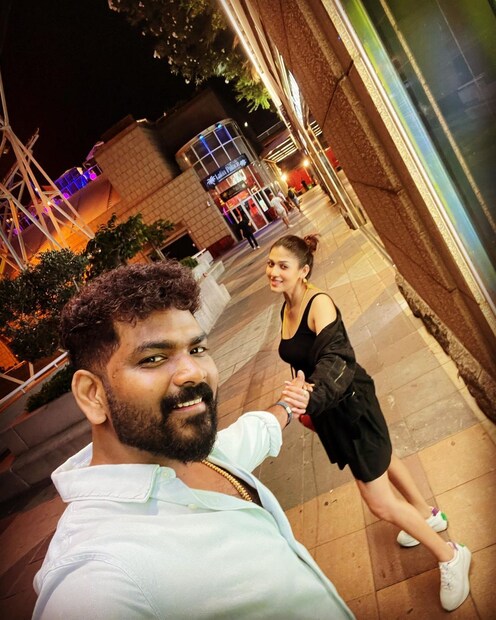 Nayanthara and Vignesh Shivan enjoy a romantic date night. 
