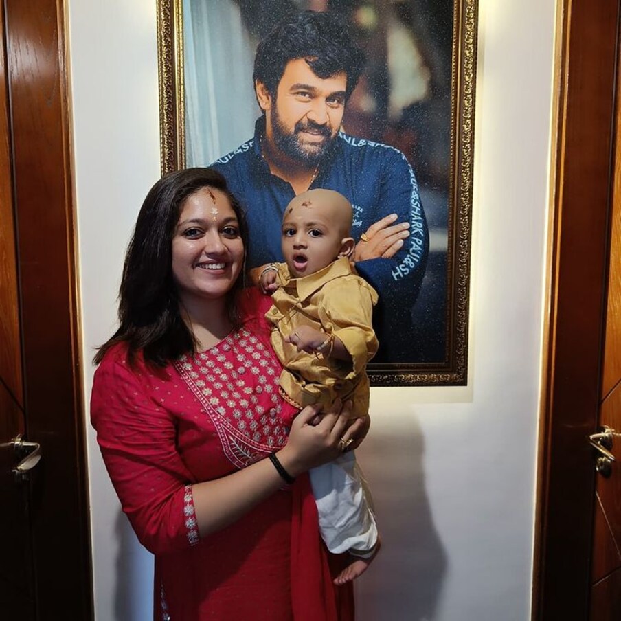  2020 ജൂൺ മാസത്തിലായിരുന്നു ചിരഞ്ജീവിയുടെ മരണം. അന്ന് മുതൽ ഇന്ന് വരെ മേഘ്ന നേരിട്ട ചോദ്യങ്ങൾ ഏറെയാണ്. ചിലതിനെല്ലാം മേഘ്നയുടെ നിശ്ശബ്ദതയായിരുന്നു മറുപടി. പക്ഷെ അന്ന് മുതൽ കേട്ട ഒരു പ്രധാന ചോദ്യത്തിന് താരം ഇതാ മൂന്നു വർഷങ്ങൾക്കിപ്പുറം മറുപടി നൽകുന്നു (തുടർന്ന് വായിക്കുക)