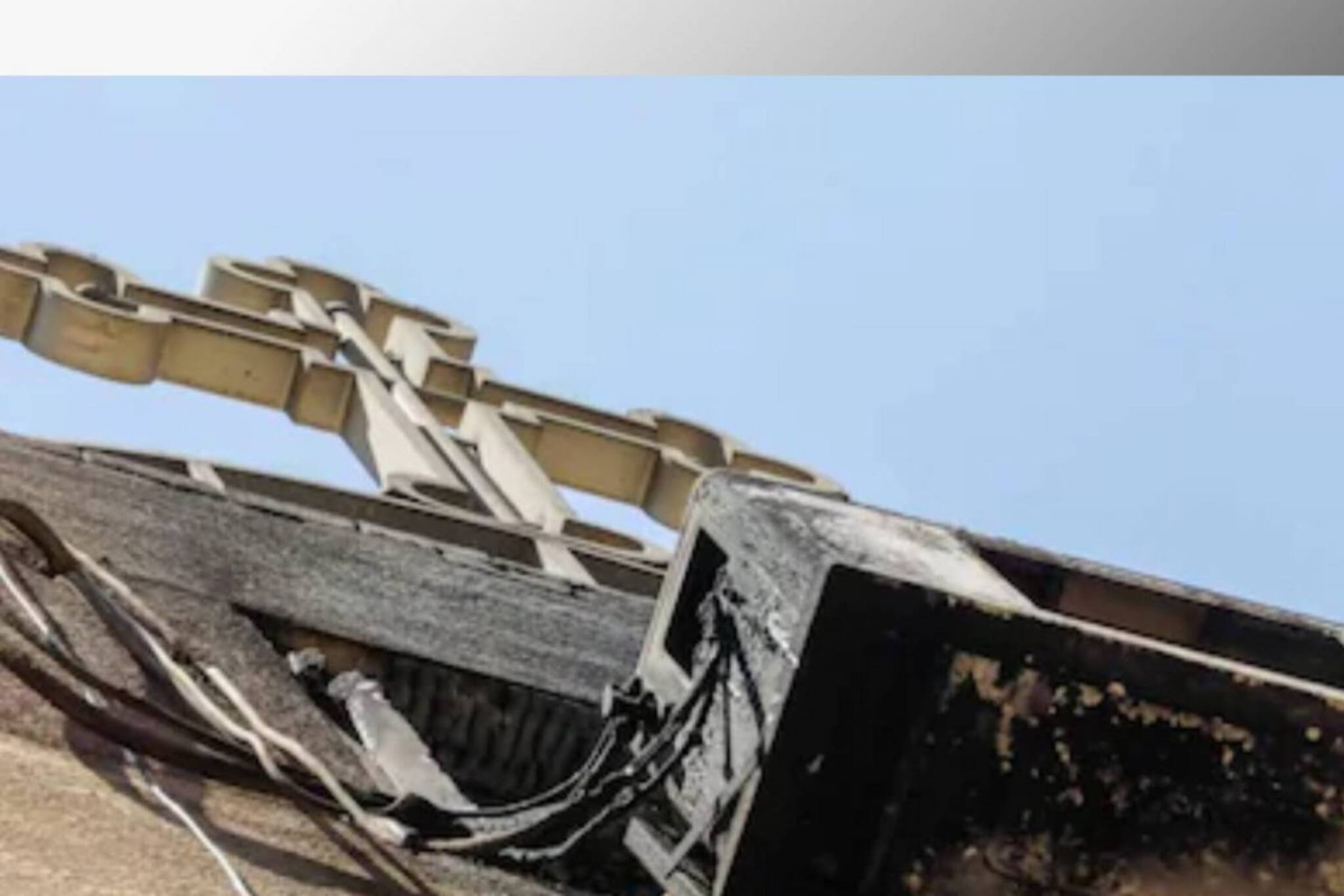 ഈജിപ്തിലെ ക്രിസ്ത്യൻ പള്ളിയിൽ തീപിടിത്തത്തിൽ മരണമടഞ്ഞവർക്ക് വികാരനിർഭരമായ യാത്രാമൊഴി