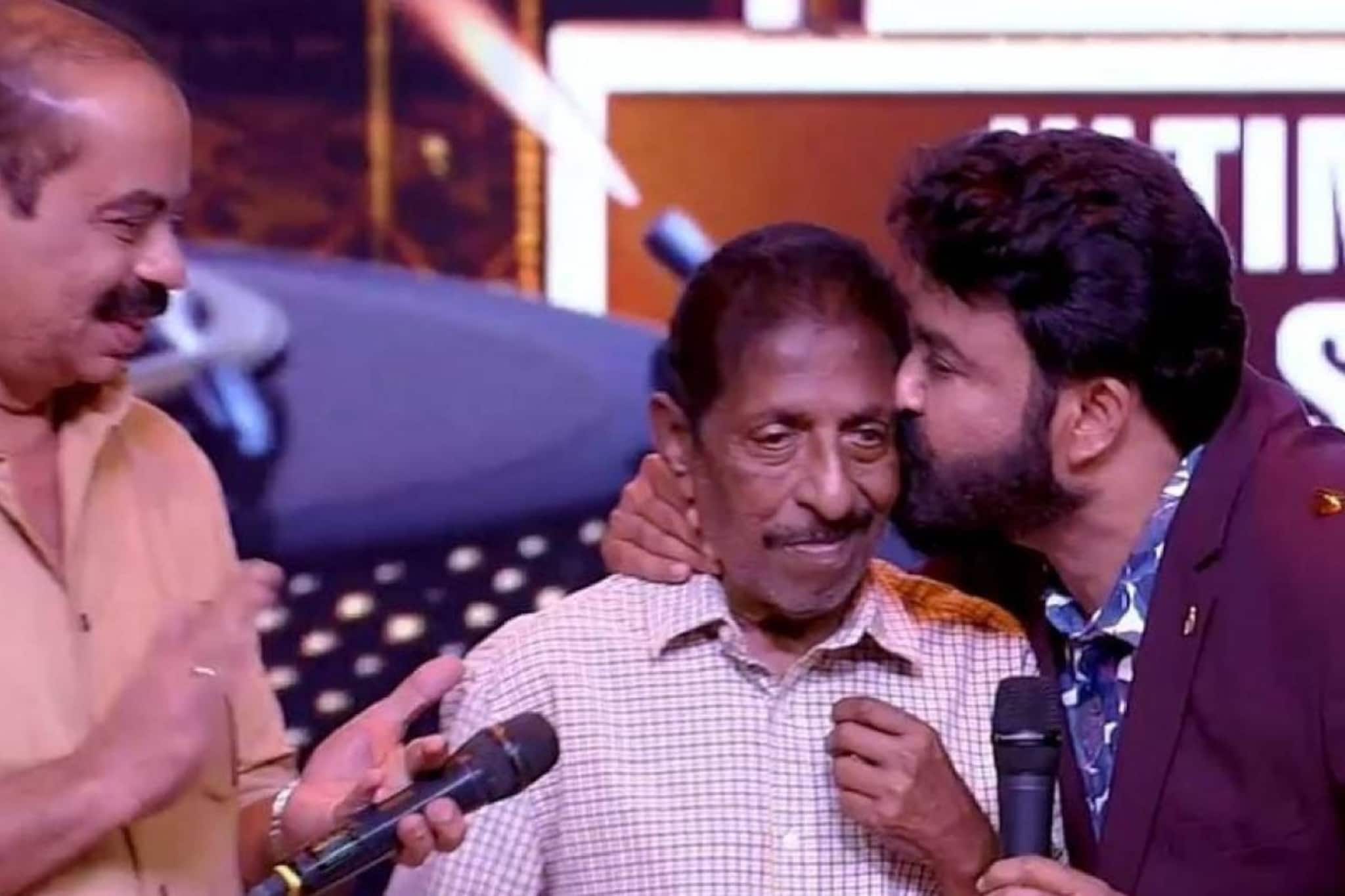 Mohanlal and Sreenivasan | മോഹൻലാലും ശ്രീനിവാസനും ഒരേ വേദിയിൽ; ഒപ്പം സത്യൻ അന്തിക്കാടും
