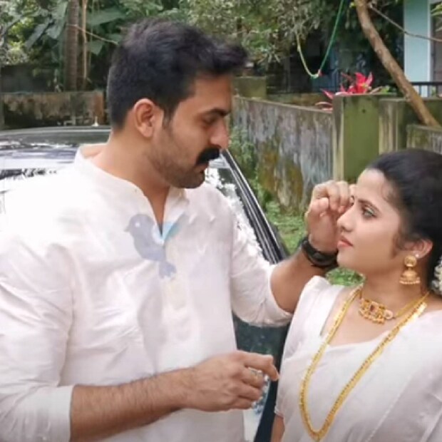  'ജോണി ജോണി യെസ് അപ്പ' എന്ന സിനിമയിൽ മംമ്ത മോഹൻദാസിന്റെ നായകനായി റെയ്‌ജൻ വേഷമിട്ടിട്ടുണ്ട്. ജനപ്രിയ സീരിയൽ പ്രേക്ഷകരുടെ പ്രിയ താരമാണ് റെയ്‌ജൻ രാജൻ (ചിത്രം: നീലക്കുയിൽ എന്റെർറ്റൈന്മെന്റ്സ്)