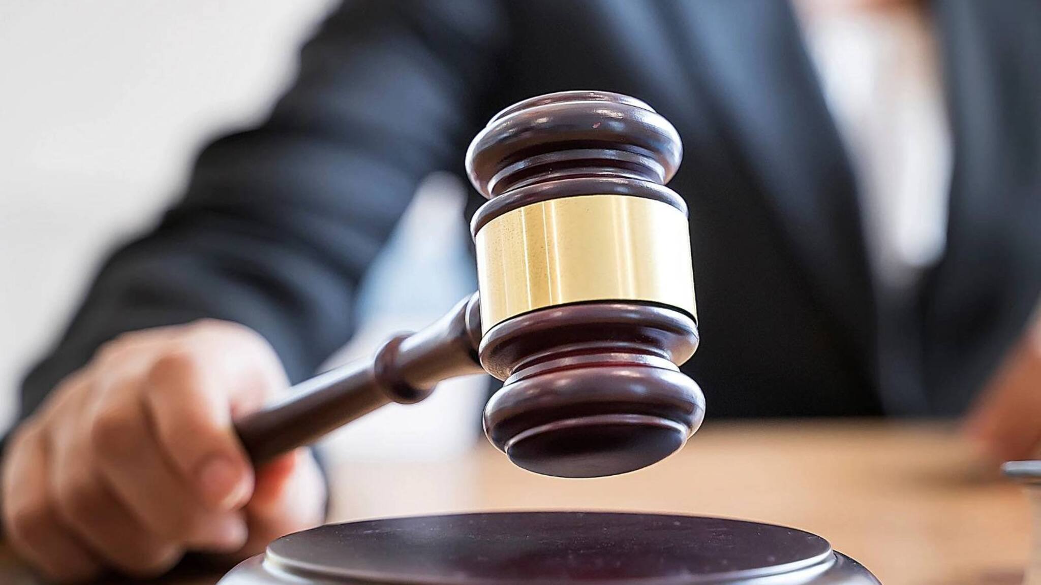 15 വർഷത്തെ നിയമയുദ്ധം; കൃത്രിമ രേഖകളുമായി വാഹനം ഇറക്കുമതി ചെയ്യാൻ ശ്രമിച്ച കാസർഗോഡ് സ്വദേശിയോട് 20,000 പിഴയടക്കാൻ കോടതി