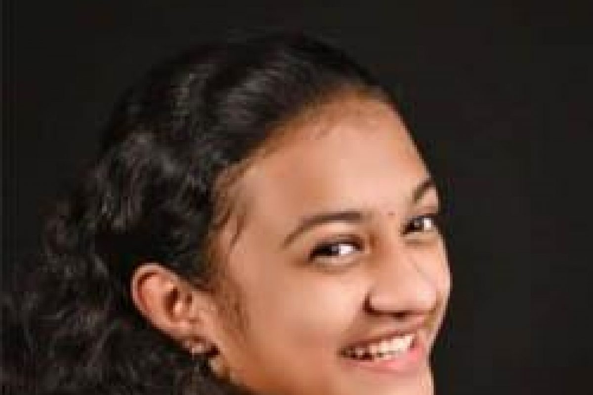 ഭക്ഷ്യ വിഷബാധയേറ്റാണ് 16 കാരി ദേവനന്ദ മരിച്ചത്. സംഭവം സംബന്ധിച്ച് ആരോഗ്യ വകുപ്പും, റവന്യൂ അധികൃതരും അന്വേഷണം നടത്തിയിരുന്നു.