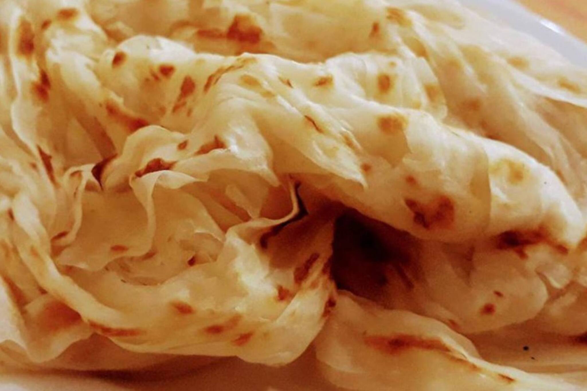 കട്ടപ്പനയിൽ പൊറോട്ട തൊണ്ടയിൽ കുടുങ്ങി യുവാവ് മരിച്ചു