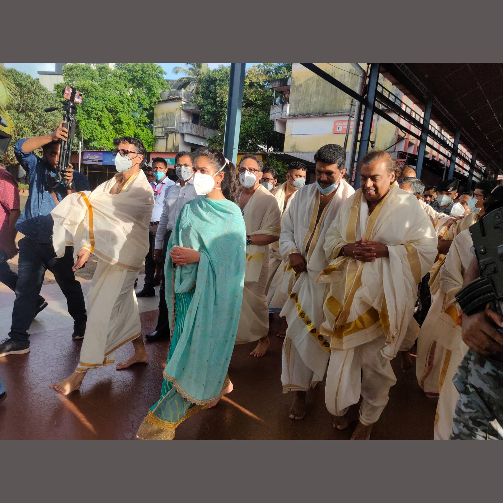  ഗുരുവായൂർ ക്ഷേത്രത്തിന് ഒരു വ്യക്തി നൽകുന്ന ഏറ്റവും വലിയ കാണിക്ക തുകയാണിത്..