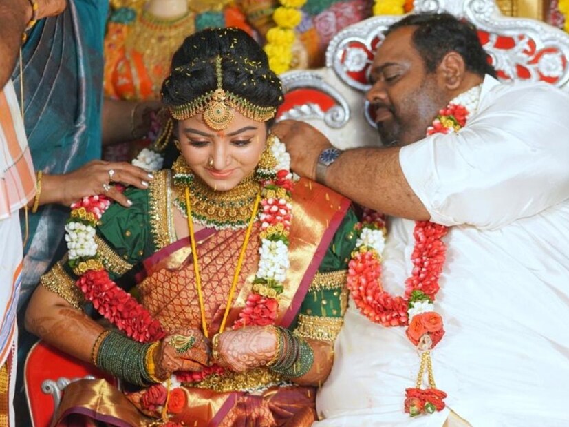 മഹാലക്ഷ്മിയും രവീന്ദറും വിവാഹവേഷത്തിൽ