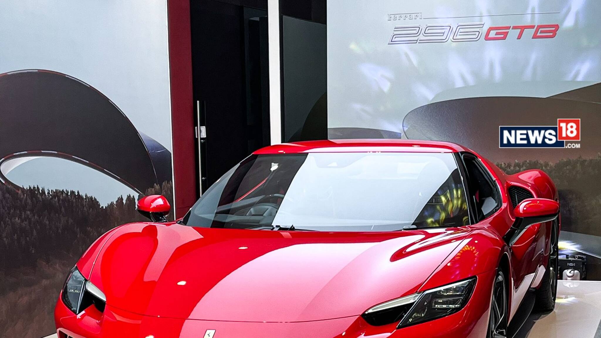 Ferrari 296 GTB | വാഹനപ്രേമികളുടെ മനംകവരുന്ന ഫെരാരി 296 GTB ; അതിശയിപ്പിക്കുന്ന ഡിസൈനും ഫീച്ചറുകളും