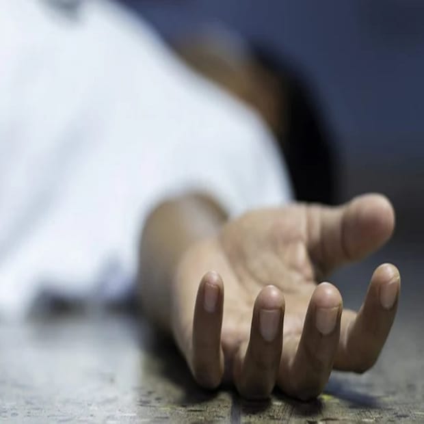 ആത്മഹത്യാകുറിപ്പിൽ ഇക്കാര്യങ്ങളെല്ലാം വിശദമായി പരാമർശിച്ചിട്ടുണ്ടെന്ന് ബന്ധുക്കൾ പറയുന്നു. കൈയിലെയും പുരികത്തിലെയും രോമം കൊഴിഞ്ഞത് കണ്ടുനില്‍ക്കാന്‍ കഴിയുന്നില്ലെന്നും പുറത്തിറങ്ങി ആളുകളെ അഭിമുഖീകരിക്കാന്‍ വരെ പ്രയാസം തോന്നുന്നതായും പ്രശാന്ത് എഴുതിയ ആത്മഹത്യകുറിപ്പിലുണ്ട്.
