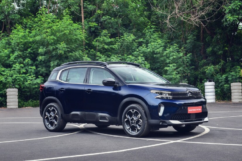  ഫ്രഞ്ച് വാഹന നിര്‍മാതാക്കളായ സിട്രോണിന്റെ (Citroen) എസ്‍യുവി സി5 എയർക്രോസിന്റെ പുതിയ പതിപ്പ് എത്തി. ‌ഒട്ടേറെ പുതുമകളോടെയാണ് പുതിയ പതിപ്പ് അവതരിപ്പിച്ചത്. 36.67 ലക്ഷം രൂപയാണ് വില. (Photo: Citroen)