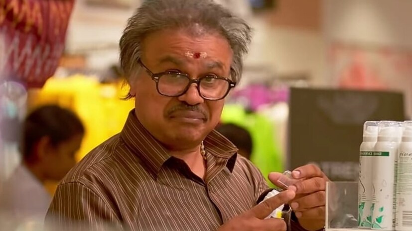 കേശു ഈ വീടിന്‍റെ നാഥന്‍:- ഒന്നാം സമ്മാനം അടിച്ച ലോട്ടറി ടിക്കറ്റ് കാണാതായപ്പോള്‍ കേശുവിന് സംഭവിച്ച ദുരന്തങ്ങള്‍ മറന്നിട്ടില്ലല്ലോ... ലോട്ടറി എടുത്താല്‍ മാത്രം പോര അത് സൂക്ഷിക്കാനും പഠിക്കണമെന്ന് കേശുവേട്ടന്‍ ഓര്‍മിപ്പിക്കുന്നു.