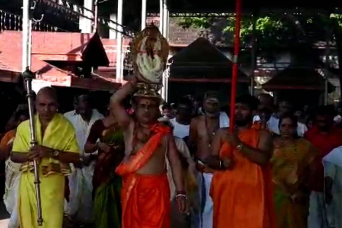 കൊല്ലൂര്‍ മൂകാംബിക ക്ഷേത്രത്തില്‍ നവരാത്രി ആഘോഷങ്ങള്‍ക്ക് തുടക്കം; ഇത്തവണ രഥോത്സവം പകല്‍ സമയത്ത്