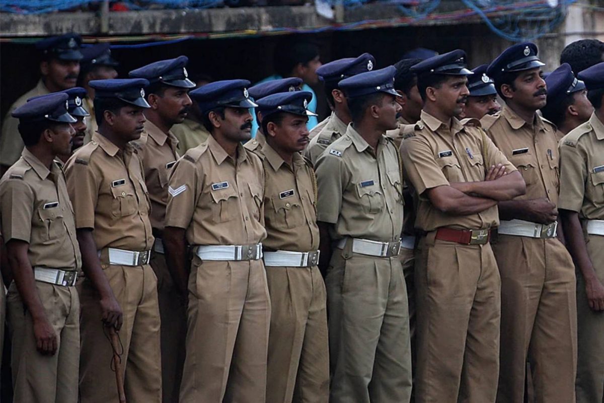 പുണ്യം പൂങ്കാവനം ശബരിമലയ്ക്ക് പുറമെയുളള ഹിന്ദു ആരാധനാലയങ്ങളിലേക്ക് വ്യാപിപ്പിക്കുന്നതിനെതിരെ പൊലീസ് അസോസിയേഷൻ