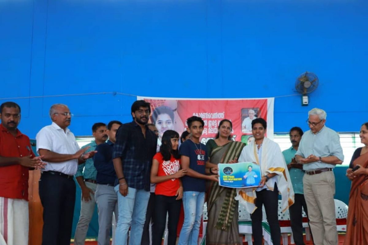 കണ്ണൂരിന്റെ സ്വന്തം ട്രീസ ജോളി; കോമൺവെൽത്ത് ഗെയിംസിൽ ഇരട്ട മെഡൽ നേടിയ താരത്തിന് ആദരം