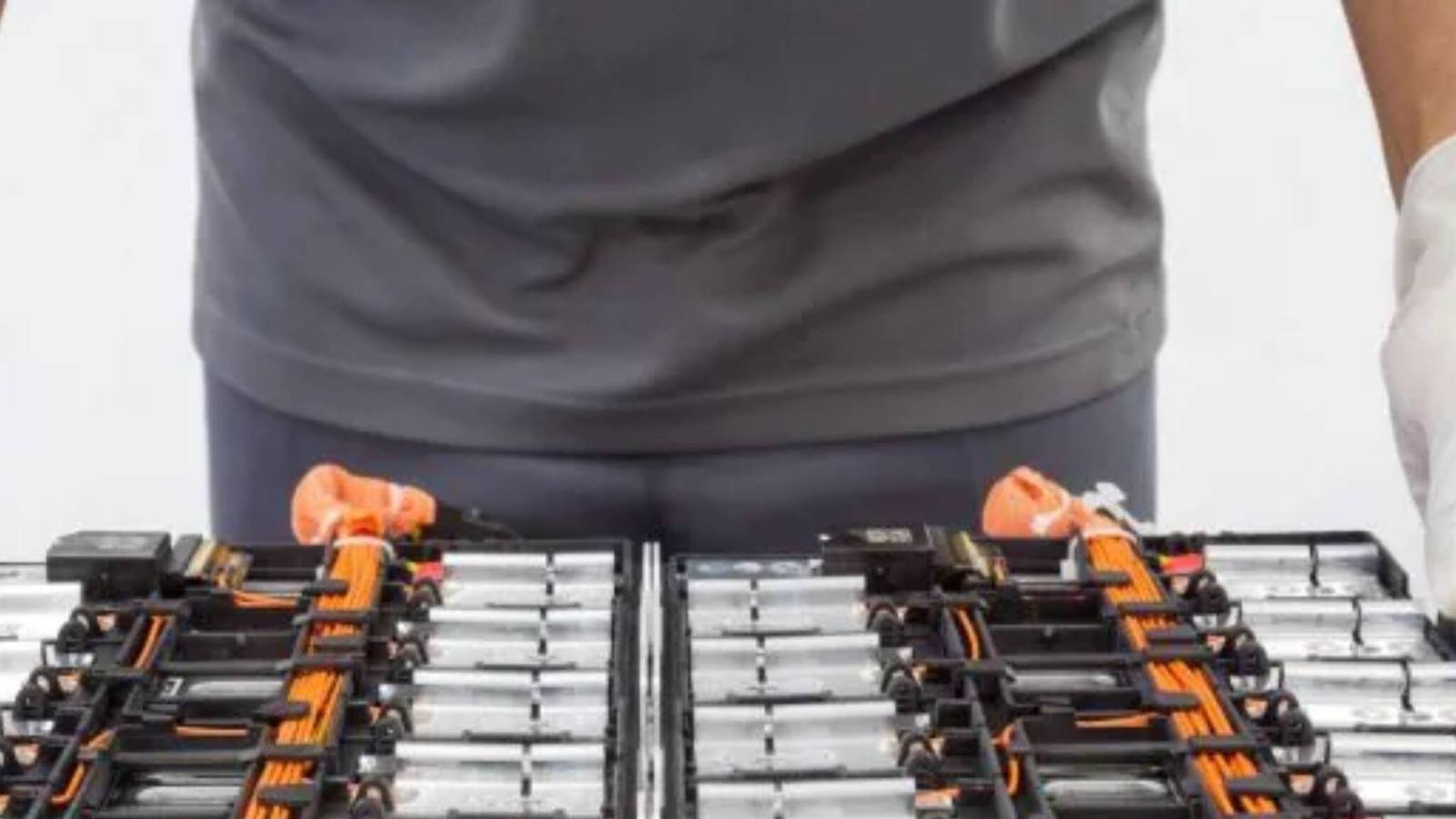 EV battery | വെറും മൂന്നു മിനിറ്റിനുള്ളിൽ ഫുൾ ചാർജ്; ഇലക്ട്രിക് കാറുകൾക്കായി പുതിയ ബാറ്ററി