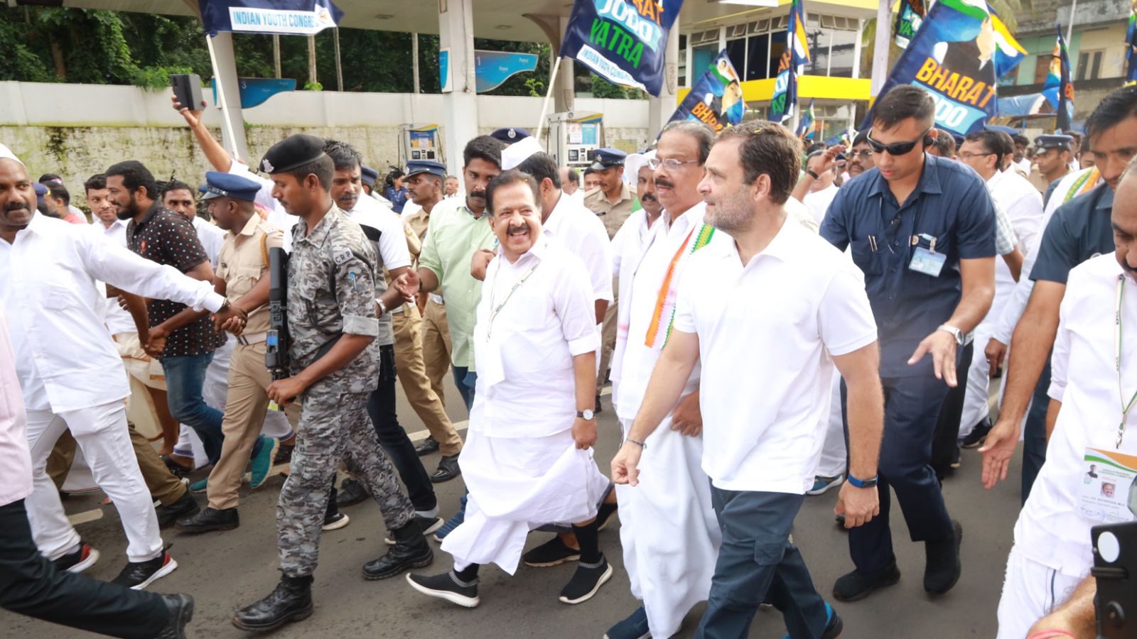  രാഹുൽ ഗാന്ധി നയിക്കുന്ന ഭാരത് ജോഡോ യാത്ര പാറശ്ശാലയിലൂടെ കടന്നുപോകുന്നു