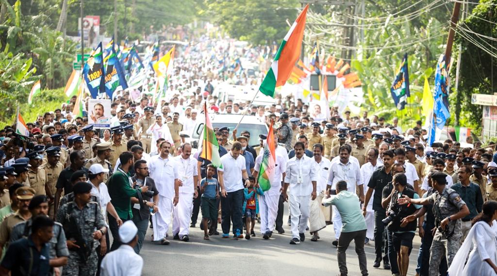  പാറശാല മുതല്‍ നിലമ്പൂര്‍ വരെ 19 ദിവസം കൊണ്ട് 453 കിലോമീറ്ററാണ് ഭാരത് ജോഡോ യാത്ര കേരളത്തില്‍ പര്യടനം നടത്തുന്നത്.