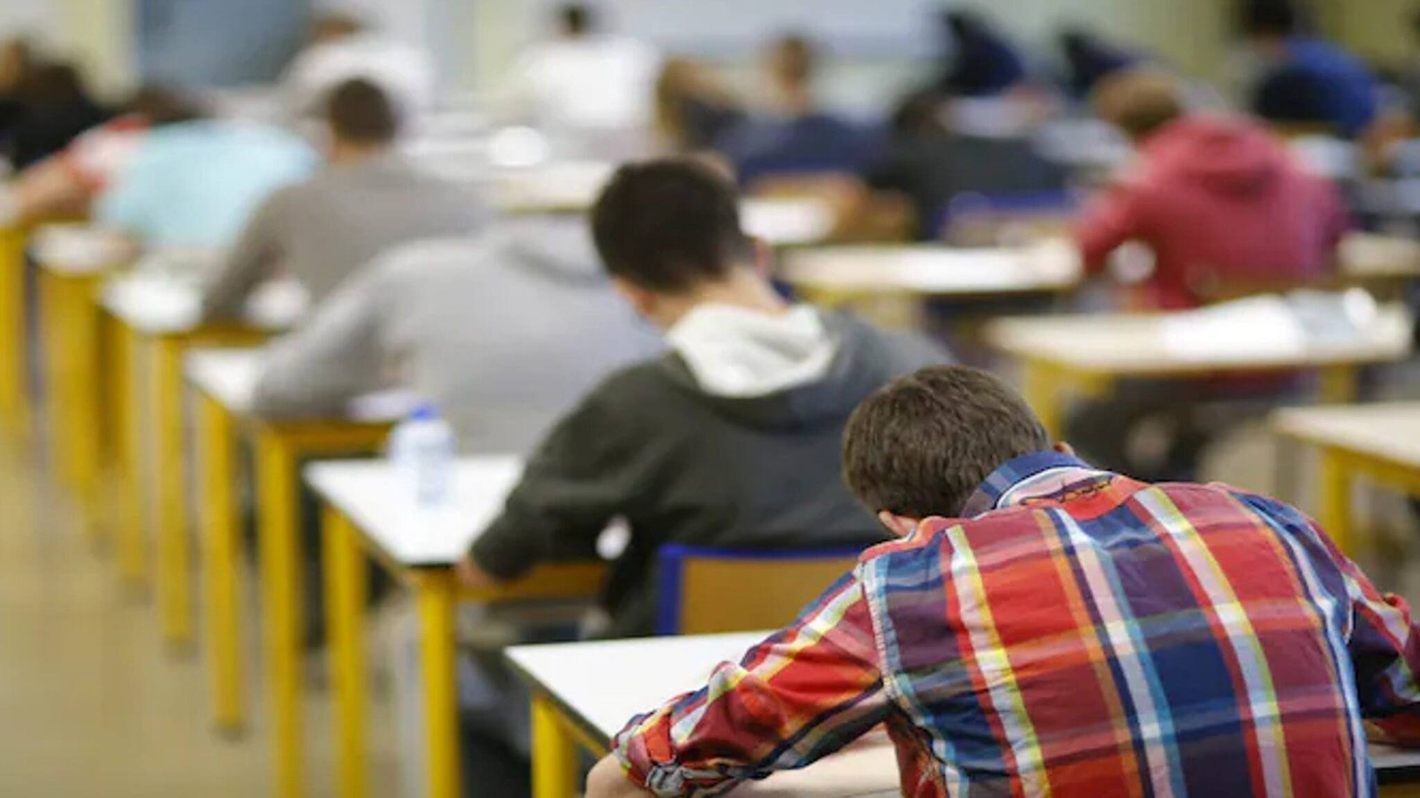 കനേഡിയൻ സ്റ്റഡി പെർമിറ്റിന് അപേക്ഷിക്കാൻ അന്താരാഷ്ട്ര വിദ്യാർത്ഥികൾ ട്യൂഷൻ ഫീസ് നൽകേണ്ട; സുപ്രധാന വിധിയുമായി ഫെഡറൽ കോടതി