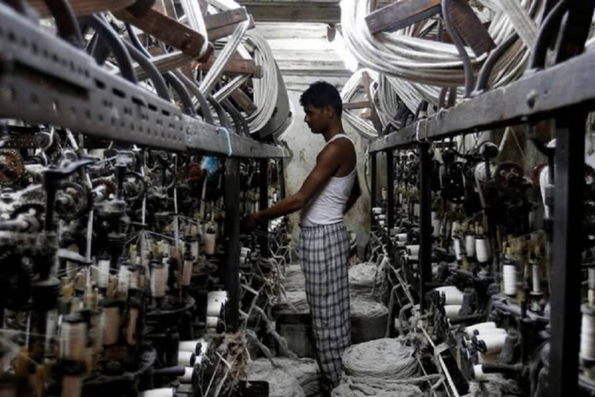 ചെറുകിട ഇടത്തരം സംരംഭങ്ങള്‍ക്ക് 5 വര്‍ഷത്തേക്ക് വൈദ്യുതി ഡ്യൂട്ടി ഒഴിവാക്കും; പുതിയ വ്യവസായ നയത്തിന്റെ കരട്