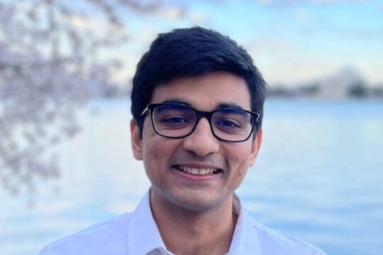 ലോകത്തിലെ ഏറ്റവും പ്രശസ്തമായ കോളേജുകളിലൊന്നില്‍ നിന്ന് 2020 ഏപ്രിലില്‍ ബിരുദം നേടുന്നതില്‍ സന്തോഷത്തിലായിരുന്നെങ്കിലും കോവിഡ് വ്യാപനസമയത്ത് ഒരു ജോലി ലഭിക്കുമോ എന്ന ആശങ്ക നഹതയെ അലട്ടിയിരുന്നു.